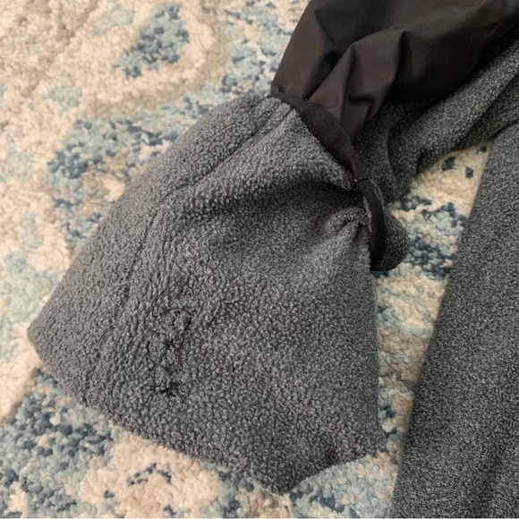 Marmot fleece zip up jacket - Picture 7 of 9